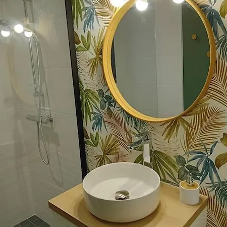 Le Paradis Secret Et Balneo Casa vacanze *