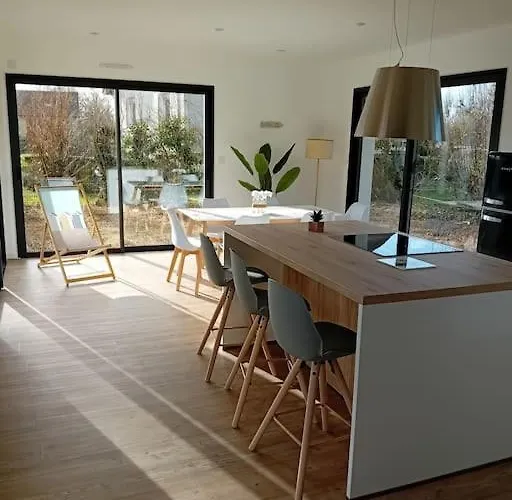 Le Paradis Secret Et Balneo Gouville-sur-Mer