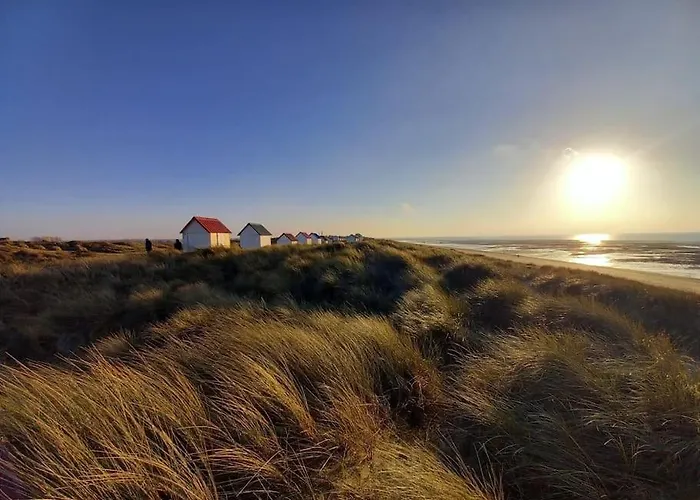 Le Paradis Secret Et Balneo Tatil Evi Gouville-sur-Mer